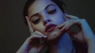 Tζένη Καζάκου | Η hot φωτογραφία της 21χρονης από την κουζίνα του σπιτιού της