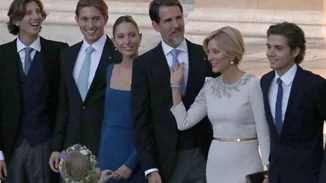 Ο γιος του Παύλου και της Μαρί Σαντάλ Αχιλλέας σε σπάνια κλικ με τη σύντροφό του