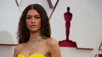 Oscars 2021 | Οι τάσεις σε μαλλιά και μακιγιάζ που ξεχωρίσαμε