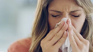 Πώς να αντιμετωπίσεις αποτελεσματικά τα συμπτώματα της ρινικής συμφόρησης