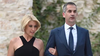 Σία Κοσιώνη | Η εμφάνιση με little black dress στο Προεδρικό Μέγαρο