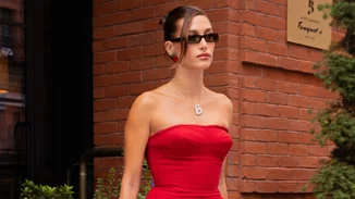 5 chic τρόποι για να προσθέσεις το κόκκινο στις φθινοπωρινές εμφανίσεις σου