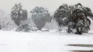 Κακοκαιρία "Barbara": Στα λευκά η Αττική, χιονοπτώσεις μέχρι το μεσημέρι - Η εξέλιξη του χιονιά μέχρι την Τρίτη