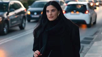 Χριστίνα Μπόμπα | Ο ανοιξιάτικος τρόπος που φόρεσε ένα κολάν σε πρωινή εμφάνιση