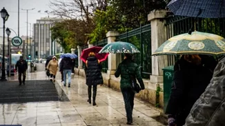 Κακοκαιρία εξπρές θα χτυπήσει όλη τη χώρα με ισχυρούς ανέμους, καταιγίδες και χιόνια - Πότε επιστρέφει η άνοιξη