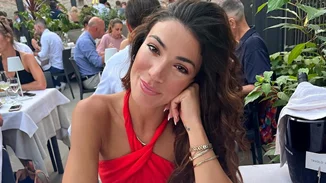 Ήβη Αδάμου | Ο Μιχάλης Κουινέλης και η κόρη τους, Ανατολή, είναι όλος της ο κόσμος και αυτή η φωτογραφία είναι η απόδειξη