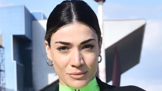 Η Ήβη Αδάμου έγινε ξανθιά