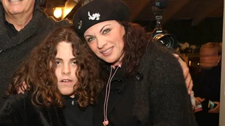 Νένα Χρονοπούλου | "Το παιδί μου έκανε 5 χρόνια να συνέλθει από ακατάλληλο ίδρυμα"