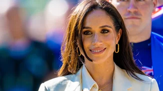 H Meghan Markle υιοθέτησε το χτένισμα που όλες οι fashionistas θα κάνουν το καλοκαίρι
