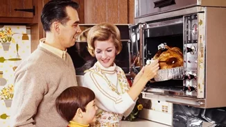 Αυτά τα πολύχρωμα κεραμικά της γιαγιάς επιστρέφουν και μπαίνουν στις πιο μοντέρνες κουζίνες