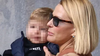 Παναγιώτης Κικίλιας | Ο κατάξανθος γιος της Τζένης Μπαλατσινού είναι καλλιτεχνική φύση