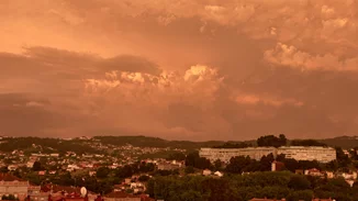 "Κοκτέιλ" ζέστης και αφρικανικής σκόνης έως τα μέσα της επόμενης εβδομάδας - Πού θα σημειωθούν λασποβροχές