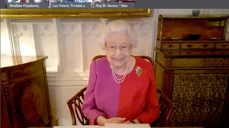 Βασίλισσα Ελισάβετ | Οι συνήθειές της πίσω από τις κλειστές πόρτες του παλατιού