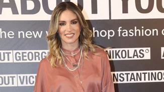 #familygoals | H Αθηνά Οικονομάκου δημοσίευσε την πιο τρυφερή οικογενειακή φωτογραφία στο Instagram