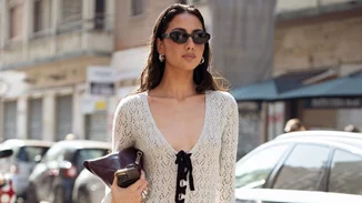 Πώς θα φορέσεις με στιλ τα crochet ρούχα στην παραλία