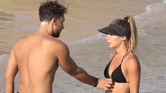 Σάκης Κατσούλης - Μαριαλένα Ρουμελιώτη | Στο κέντρο της Αθήνας τα ξημερώματα