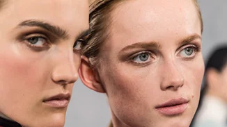 7 ευρηματικοί τρόποι για να βάλεις μαύρη σκιά στα μάτια