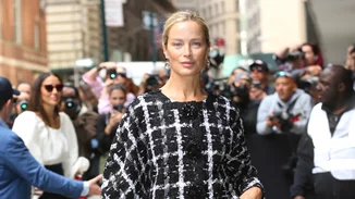 Αυτές οι μπορντό γόβες από τη Zara είναι η ιδανική επιλογή για elevated office looks και κοστίζουν 35,95€