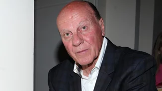 "Αντίο αγαπημένε μας μπαμπά, καλή αντάμωση με τη μαμά": Ο αποχαιρετισμός από τις κόρες του Μίμη Δομάζου