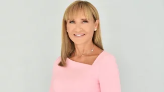 Η Μάρα Ζαχαρέα ποζάρει με τη μητέρα της | Δείτε τη φωτογραφία