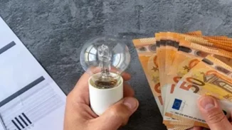 Τα μέτρα στήριξης στους λογαριασμούς ηλεκτρικού ρεύματος για νοικοκυριά, ευάλωτους καταναλωτές, αγρότες τον Οκτώβριο