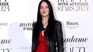 Beauty Stars by Madame Figaro | Η Ζενεβιέβ φόρεσε ένα σατέν φόρεμα με τον πιο stylish τρόπο για την περίσταση