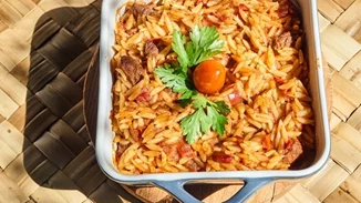 Παϊδάκια και ολίγη από γιουβέτσι | Τέσσερα ελληνικά πιάτα στα 50 καλύτερα του κόσμου