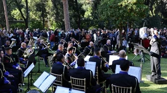 Αύριο Χριστουγεννιάτικες Μελωδίες στον κήπο του Προεδρικού Μεγάρου