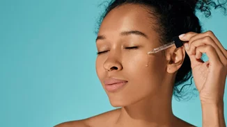 3 οροί προσώπου που θα μεταμορφώσουν την επιδερμίδα σου- από την πρώτη κιόλας χρήση