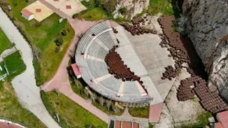 "Στη σκιά των Βράχων" | Δείτε το πρόγραμμα του φεστιβάλ για την εβδομάδα 2-8/9