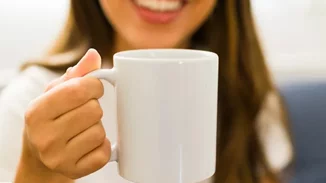 Το ιδανικό ρόφημα για νεανικό εγκέφαλο | Πιες 3 φλιτζάνια την ημέρα για να μειώσεις τη γήρανσή του