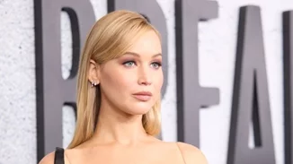 Η Jennifer Lawrence καλωσόρισε το δεύτερο παιδί της