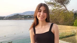 Πανελλήνιες 2022: Η αριστούχος Σοφία που κατάφερε να συγκεντρώσει 19.575 μόρια