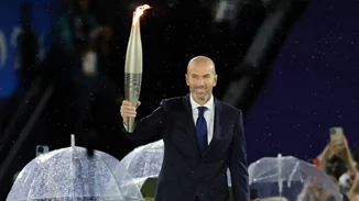 Όταν ο Zinedine Zidane έκλεψε την παράσταση στην τελετή έναρξης των Ολυμπιακών Αγώνων στο Παρίσι
