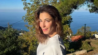 Κατερίνα Παπουτσάκη | Με τους γιους της στο πιο "παιχνιδιάρικο" καφέ της Αθήνας