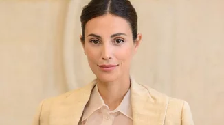 Πριγκίπισσα Alessandra de Osma | Με κομψό ethnic καφτάνι στις Σπέτσες