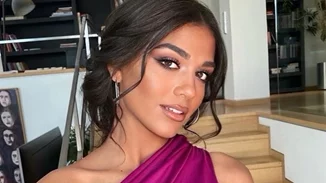 Η Μελίνα Νικολαΐδη σε βραδινή έξοδο μετά το χωρισμό της | Το mini strapless φόρεμα που αναδεικνύει τη σιλουέτα της