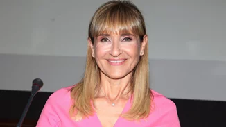 Μάρα Ζαχαρέα | Ποζάρει με τη μητέρα και τον γιο της σε μία σπάνια φωτογραφία