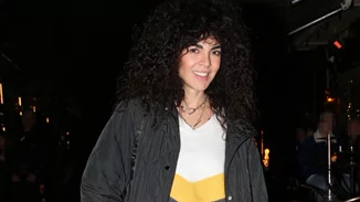 Μαρία Σολωμού | "Βλέπω κορίτσια 22 χρονών να κάνουν μπότοξ και fillers, δεν έχουν σπίτι;"