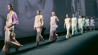Η SS23 συλλογή του οίκου Chanel "ντύνει" κάθε ταυτότητα της σύγχρονης γυναίκας