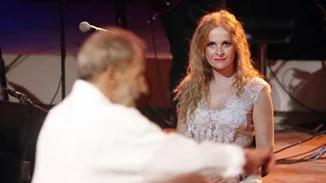 Ηρώ Σαΐα | H φινετσάτη σύζυγος του Σταύρου Ξαρχάκου με black & white look