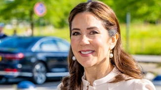 Γιατί η Mary της Δανίας εθεάθη με καλοκαιρινό outfit και σανδάλια στα μέσα του χειμώνα;