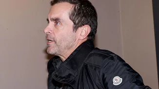 Κωνσταντίνος Μαρκουλάκης | Χαμογελαστός στο Κουκάκι μετά την είδηση του χωρισμού του