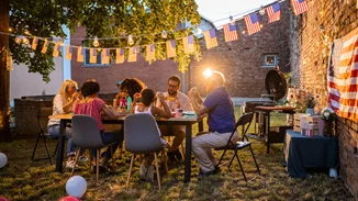 Κυριακή στο σπίτι με φίλους; Να πώς να περάσεις αξέχαστα μεσημέρια!