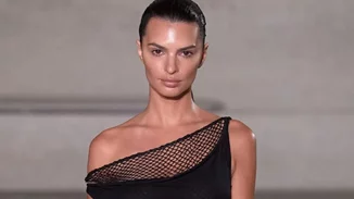 Black Pedicure | Η πιο hot επιλογή για τέλεια πόδια ακόμα και το καλοκαίρι