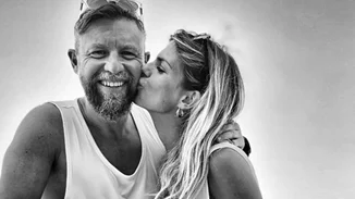 #couplegoals | Ο Γιάννης Βαρδής σε μία σπάνια ερωτική εξομολόγηση στη σύζυγό του, Νατάσα Σκαφίδα