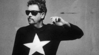 Ποιος ήταν ο συγγραφέας Tom Robbins που πέθανε στα 92 του