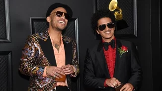 Ο Bruno Mars ανακοίνωσε περιοδεία σε δύο ηπείρους από τον Απρίλιο