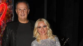 Μαρία Μπεκατώρου - Αντώνης Αλεβιζόπουλος | Σπάνια βραδινή έξοδος για το ζευγάρι