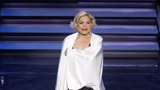 Eπικοινωνεί με το περιβάλλον η Μαρινέλλα | Τα πρώτα της λόγια στην κόρη της